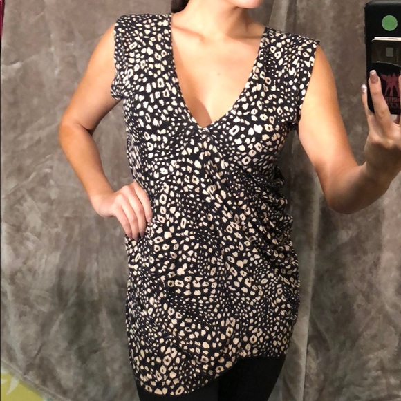 Velvet by Graham & Spencer Pattern Top - Picture 2 of 7